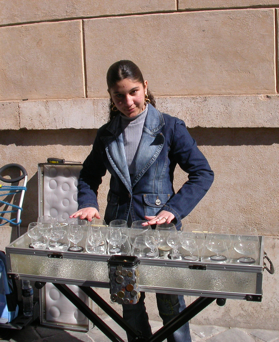 Rome, girl playing glasses